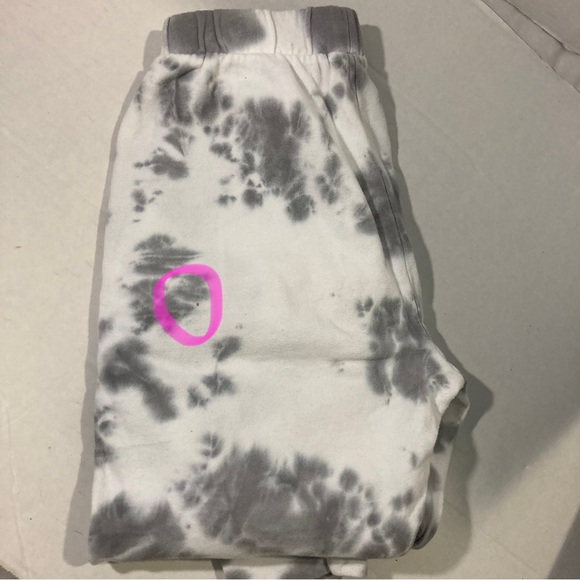 Caution to the Wind size S,white/gray Tie Dye,warm-ups, minor flaws (photos) GUC - Picture 14 of 14